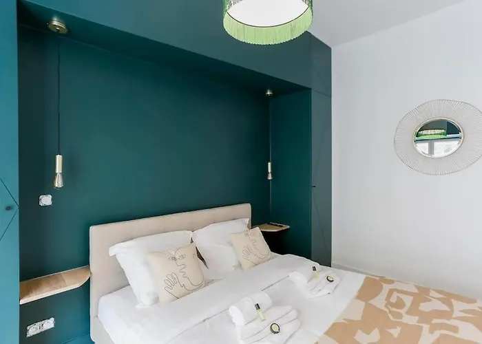 Modern 2 Bedrooms Near Louvre アパート *