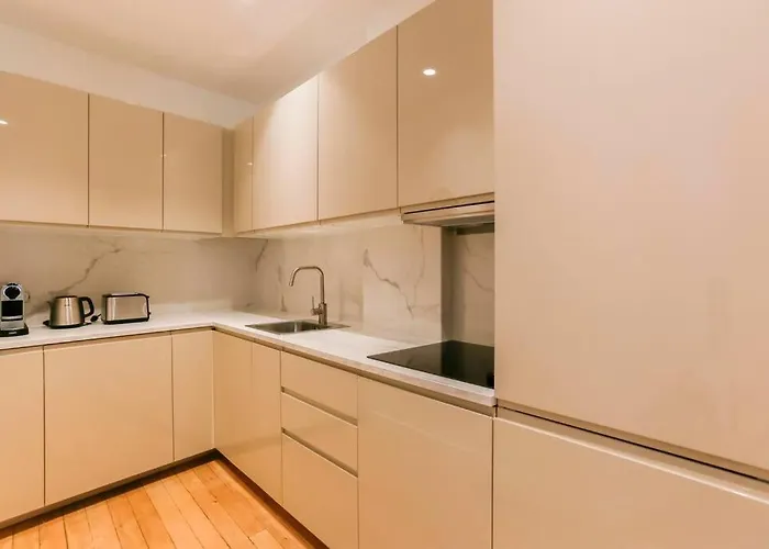 Modern 2 Bedrooms Near Louvre アパート *